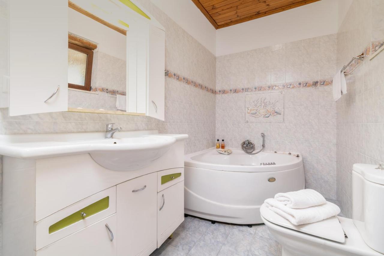 Villa La Isla With Private Pool *
