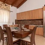 Villa La Isla With Private Pool