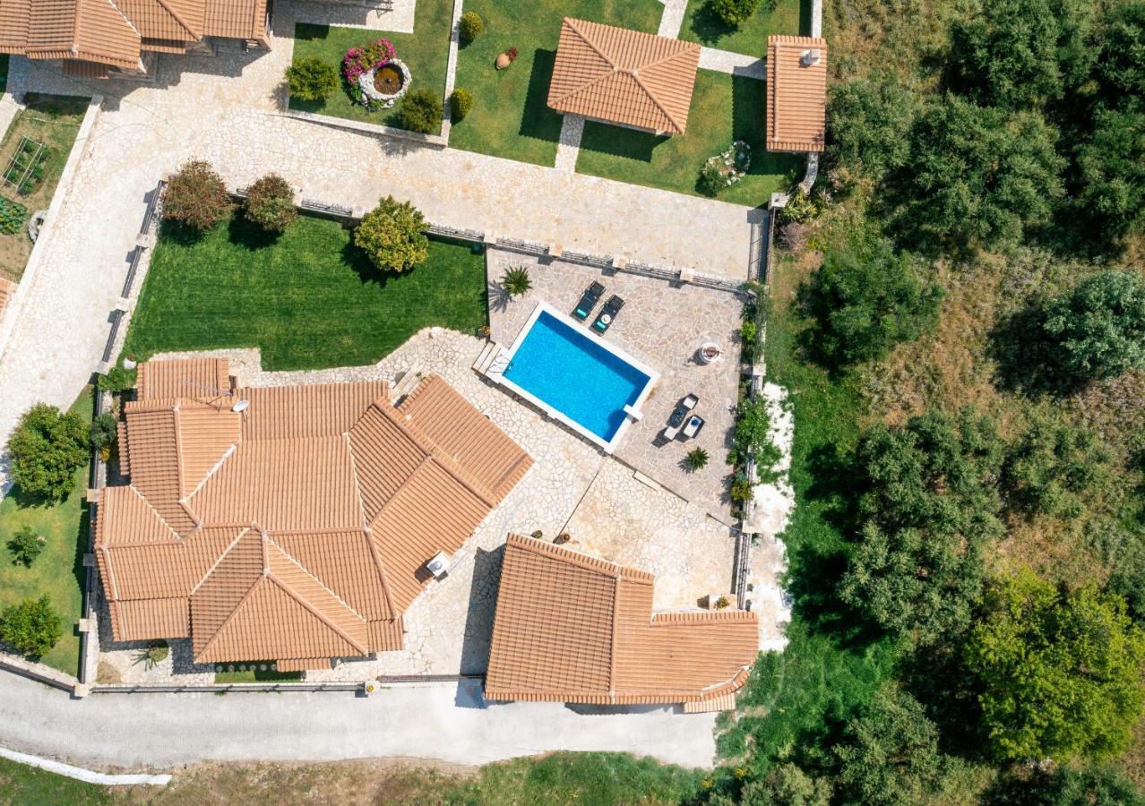 Villa La Isla With Private Pool